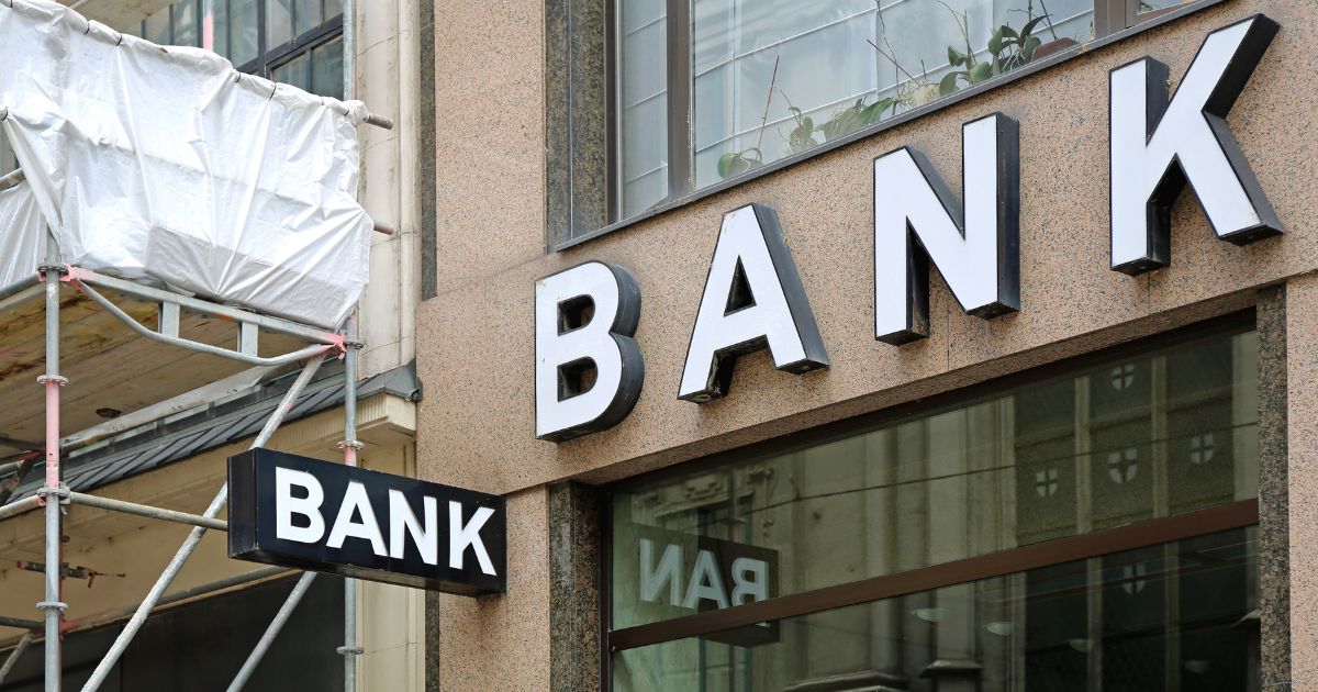 Low Liquidity And Credit Demand Encourage Lenders To Raise Bank Deposit Rates